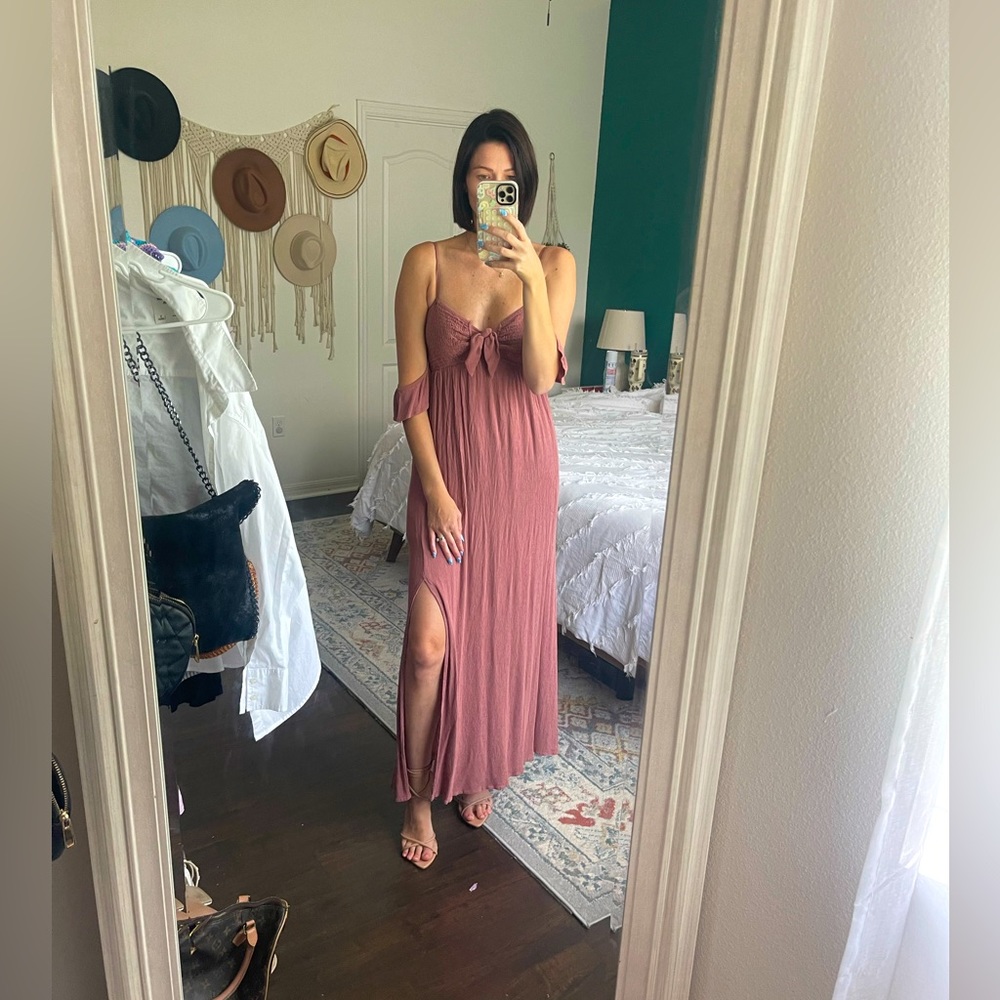 Magnolia boutique maxi off the shoulder with a slit